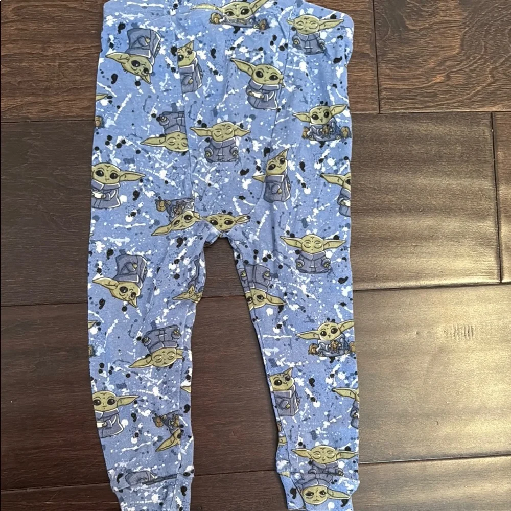 Baby Gap Gender Neutral Disney Star Wars Baby Grogu pajamas!